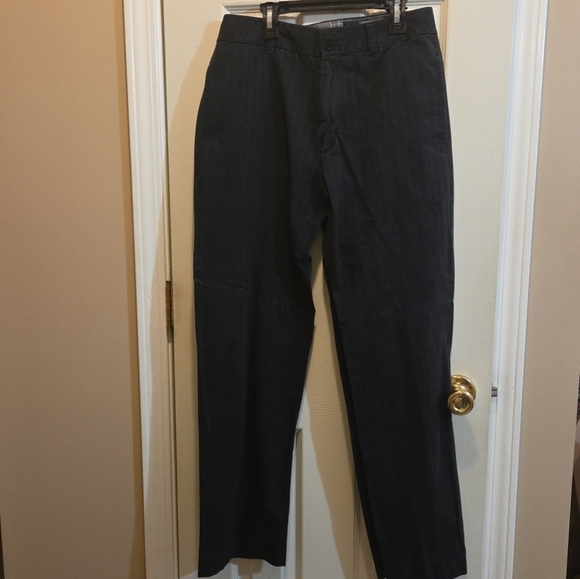 Fossil Men’s Straight Leg Chinos | Size 30x32 Black - Picture 2 of 9